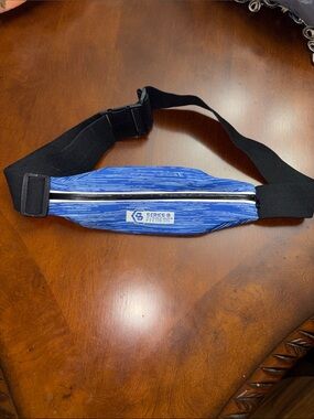 Series-8 Fitness Blue Patterned Waist Pack